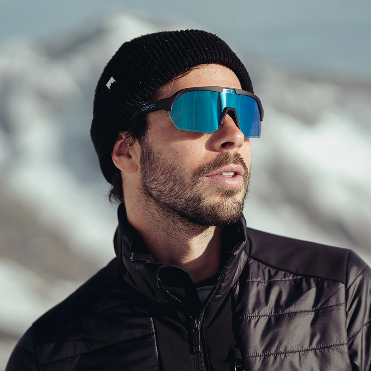 react swiss - rev - optray - Sportbrille - Sports glasses - Lunettes de sport - Sonnenbrille - Sunglasses - Lunettes de soleil - sight  - Skibrille - Goggles - Lunettes de ski - react eyewear - react Brillen - react Glasses - react  Lunettes - Shadetronic